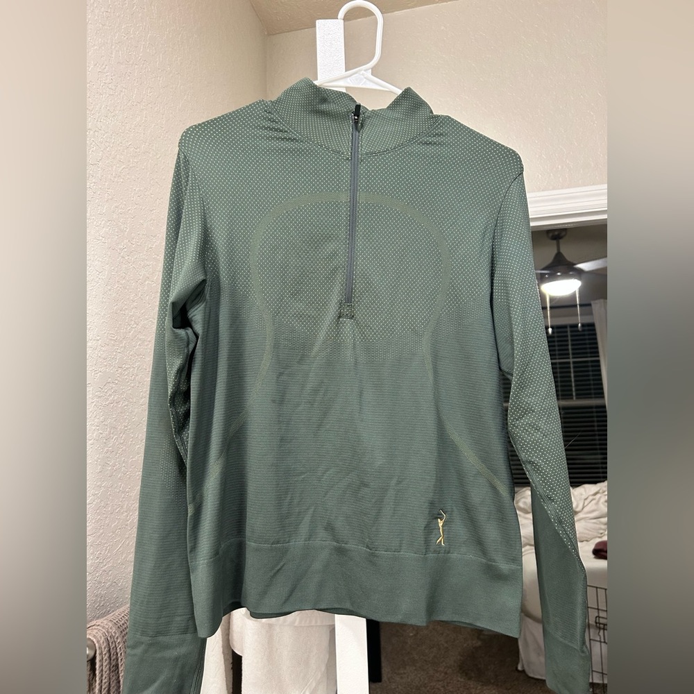 Women’s Lululemon Swiftly Relaxed Half Zip